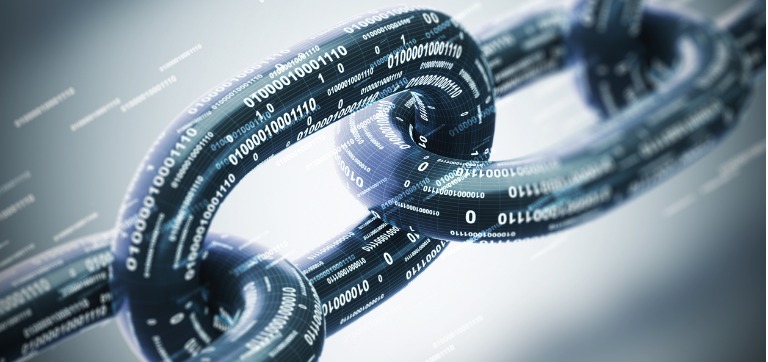 diagonal-chain-blockchain-concept_768x362